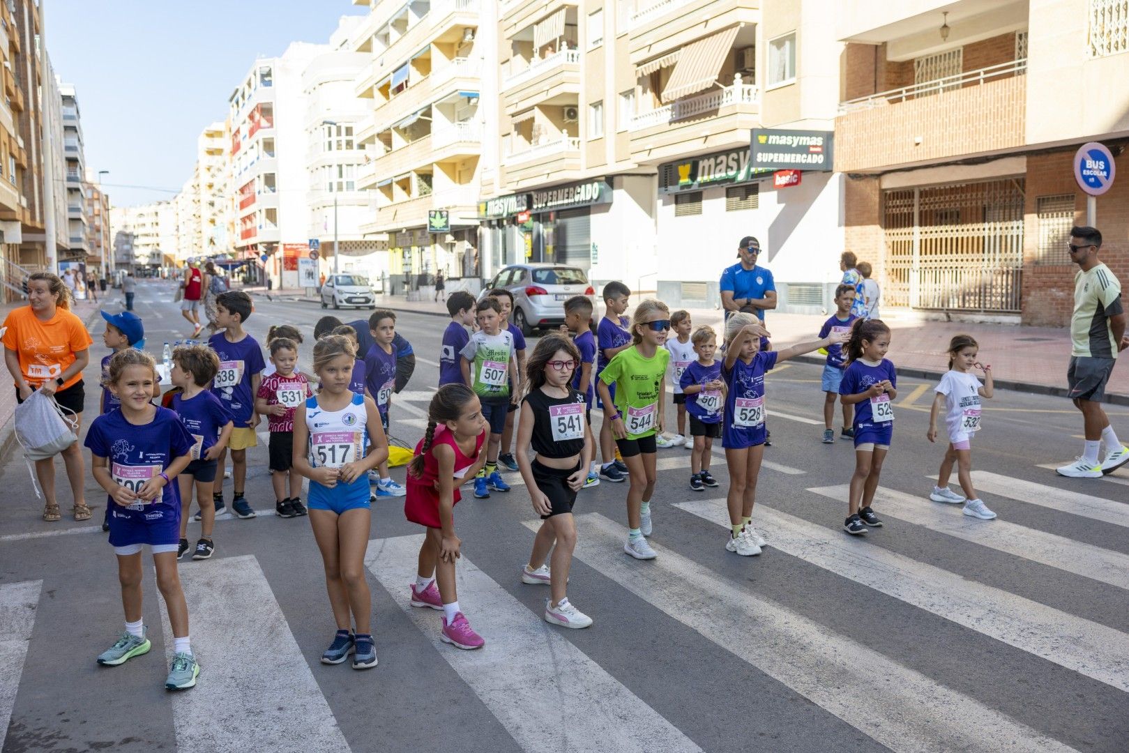 Así fue en imágenes una nueva edición de la carrera solidaria de AFA Torrevieja