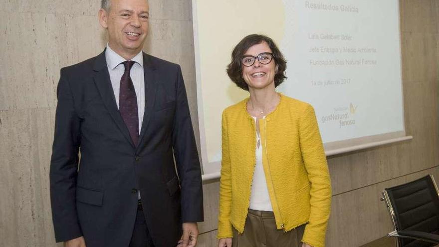 Manuel Fernández Pellicer y Laia Gelabert, ayer, antes de la presentación del informe.