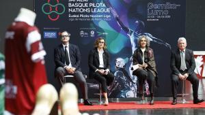 "El enfrentamiento de España y Euskadi en pelota vasca: histórico y politizado"
