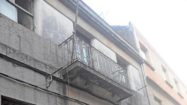 Lugar donde estaba Correos, donde todavía existe la placa.  // G. Núñez