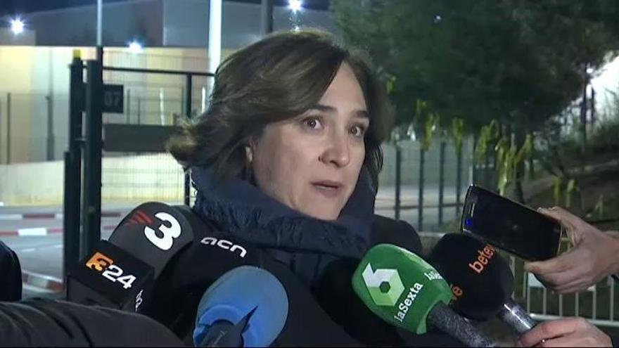 Ada Colau visita a los presos de Lledoners y anuncia una declaración institucional