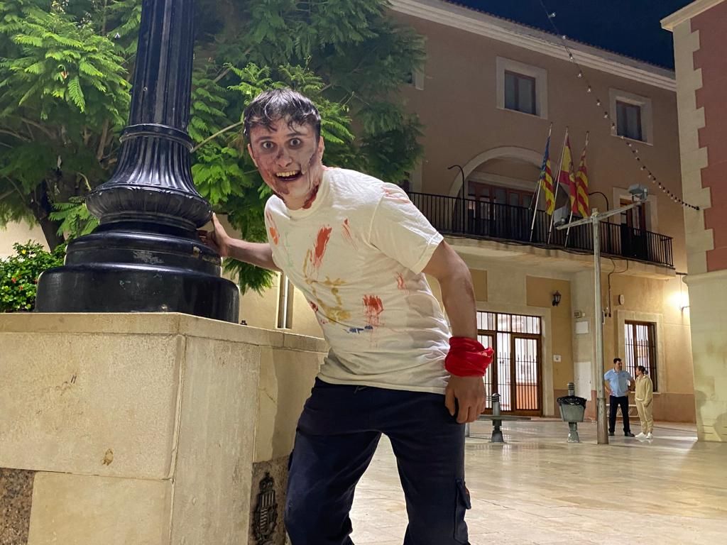 Terrorífica noche de zombies en El Campello