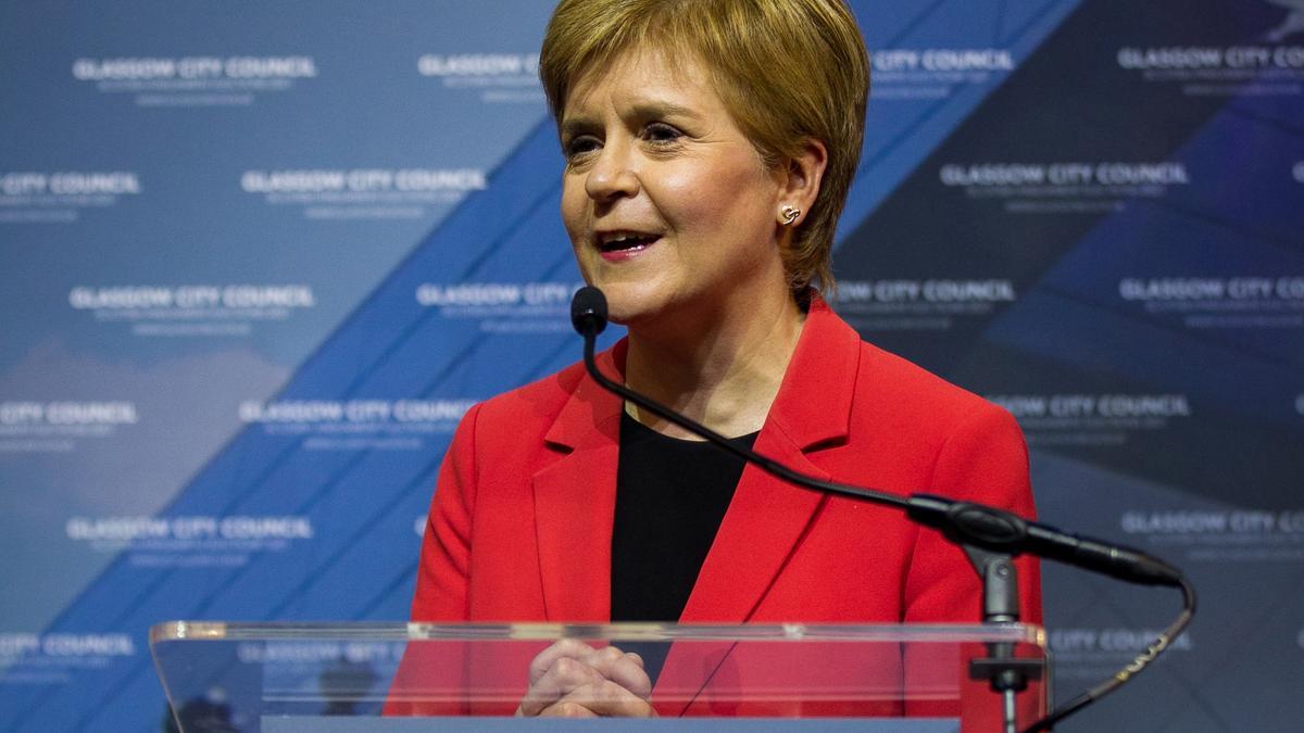 Sturgeon lanza una campaña para convocar un segundo referéndum de independencia.