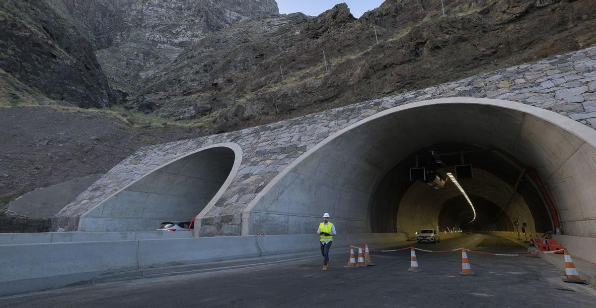 Vistas de las obras de los túneles de Faneque, en Gran Canaria. | | ANDRÉS CRUZ