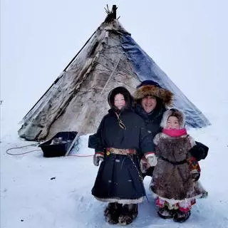 El poleso que ha dado tres vueltas al mundo narra su última aventura: vivir con la tribu de los Nenets en el Ártico ruso