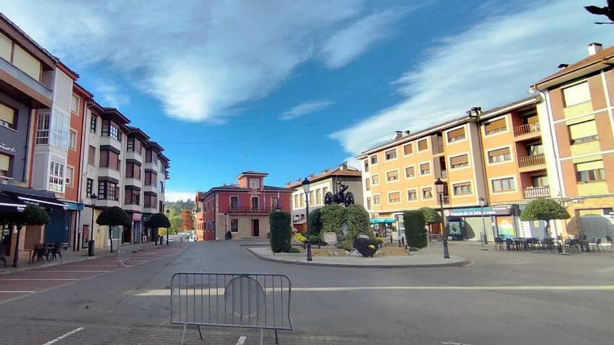 Las obras de peatonalización de la plaza del Cañón de Arriondas, a punto de comenzar