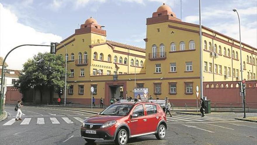 El Ayuntamiento confía en cerrar este mes un acuerdo para la construcción de las comisarías