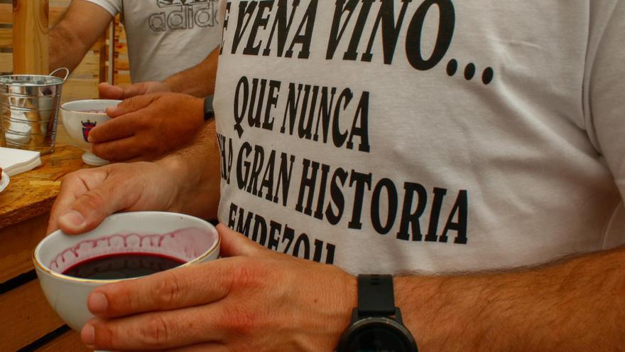 Vilagarcía regresa al concurso de la Festa do Viño Tinto con una familia de Cea