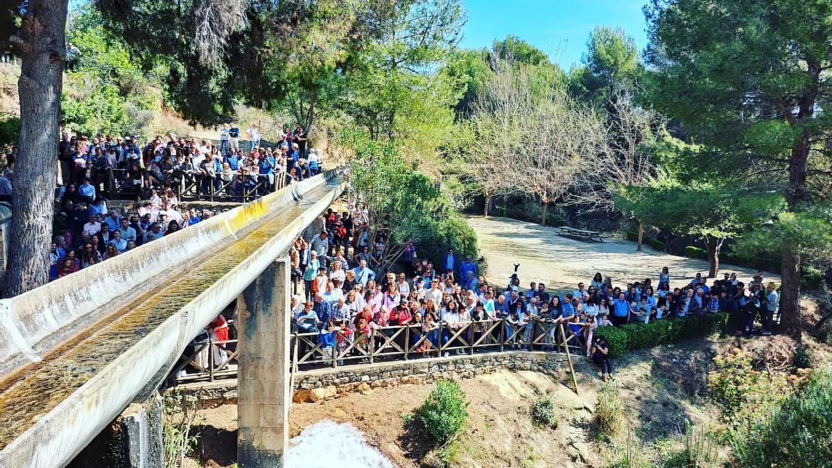 El pasacalle hasta el paraje del Berro fue el acto culminante de la jornada.