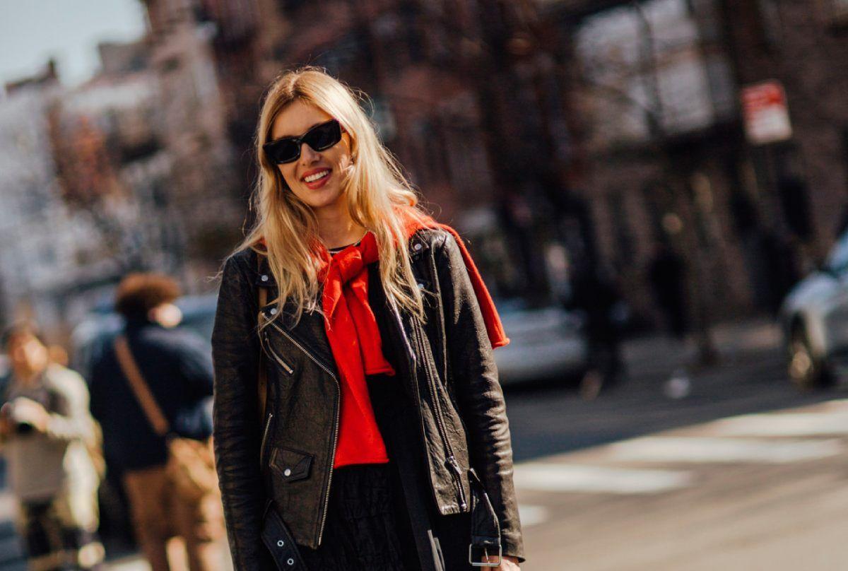 Look 'street style' con blusa