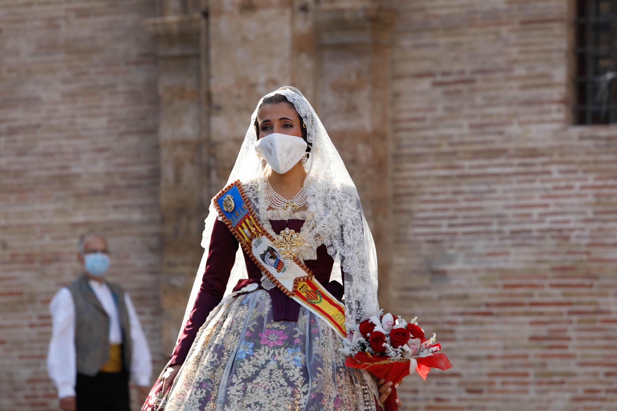 Búscate en el segundo día de Ofrenda por las calles del Mar y Avellanas (entre las 10:00 y 11:00 horas)