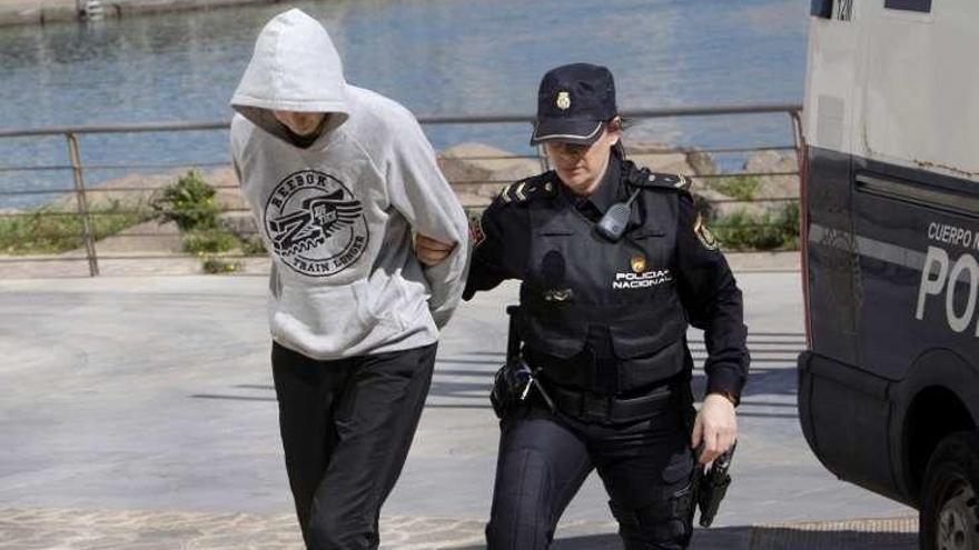 El detenido conducido a los juzgados de Melilla.