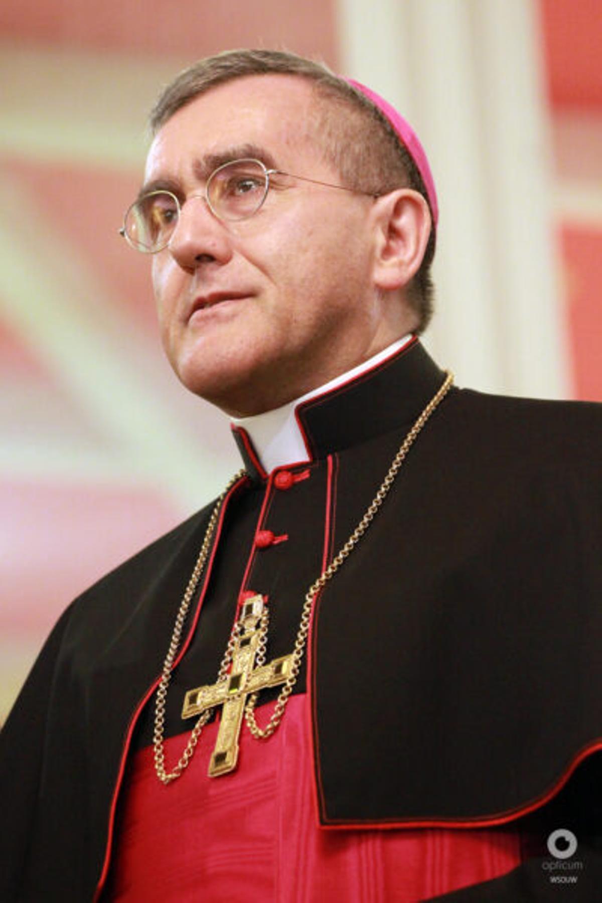 Excmo y Rvdmo. Mons. Piero Pioppo