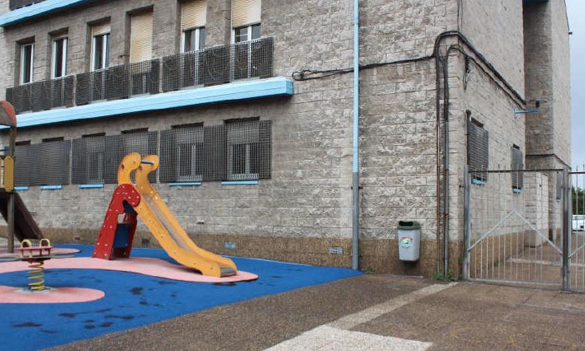 Una zona a reformar del colegio Santa Olaya.