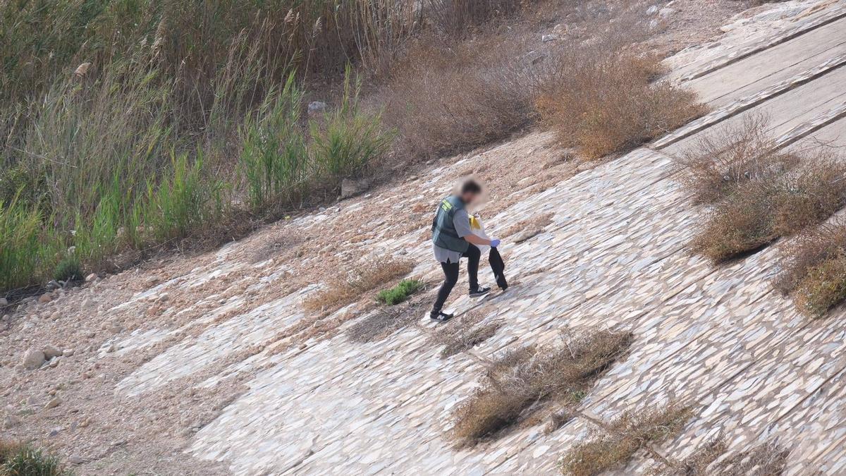 Hallan en el río Segura el cuerpo sin vida de un joven desaparecido en Almoradí