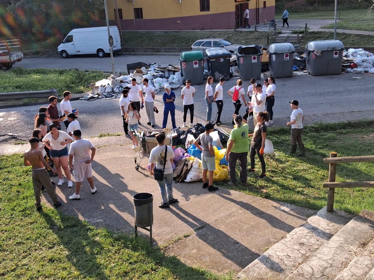 La segona acció va comptar amb la col·laboració de l'empresa Marlex