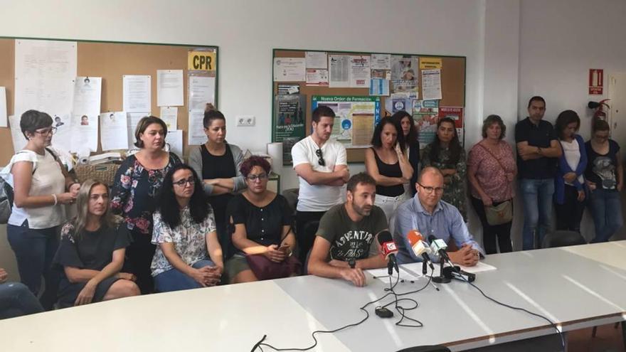 Los padres del Conde de Campillos en la rueda de prensa.