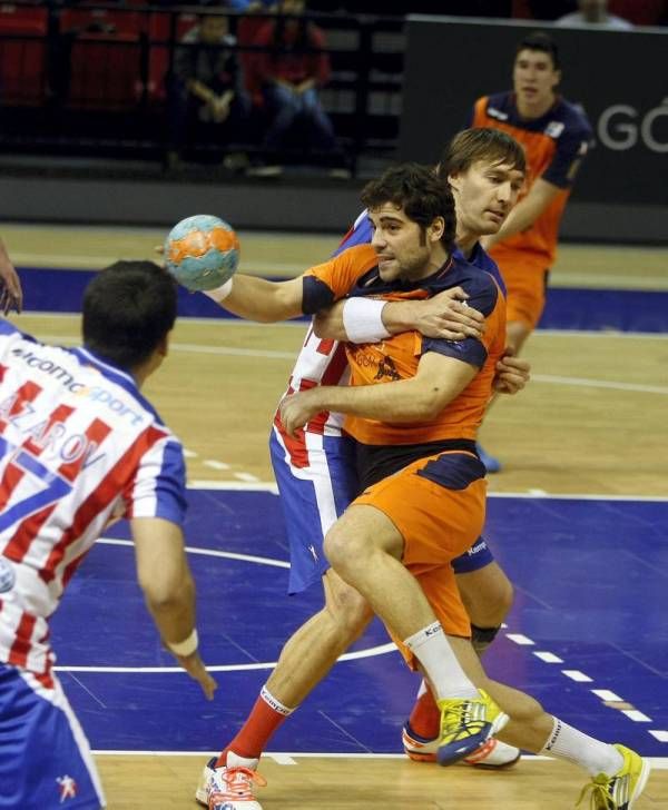 Fotogalería del encuentro del BM Aragón ante el Atlético