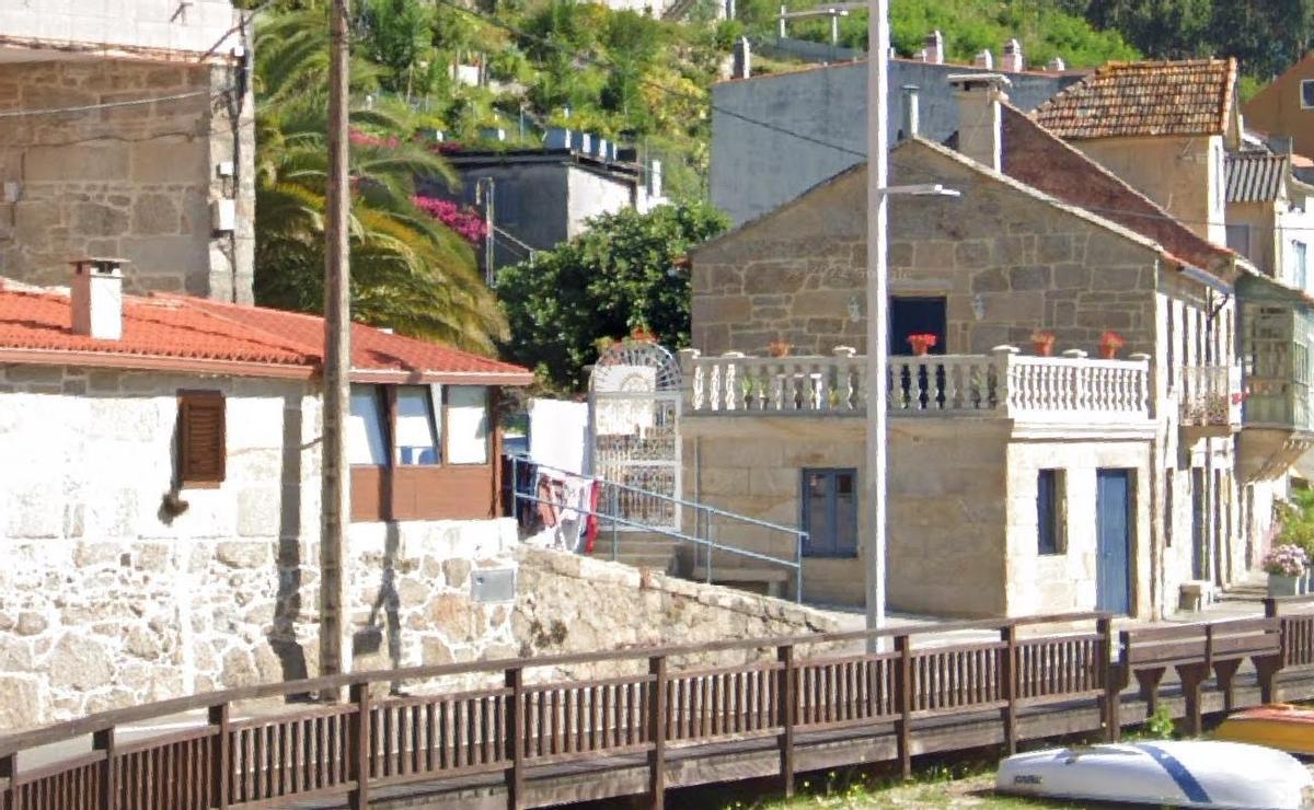 El frente de Beluso, en la actualidad, que dibujó la artista.