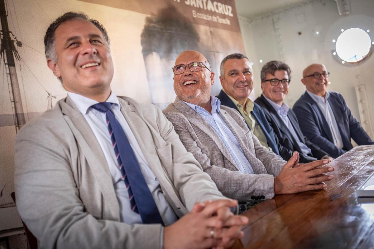 Presentación del cupón de la once conmemorativo del Correíllo La Palma