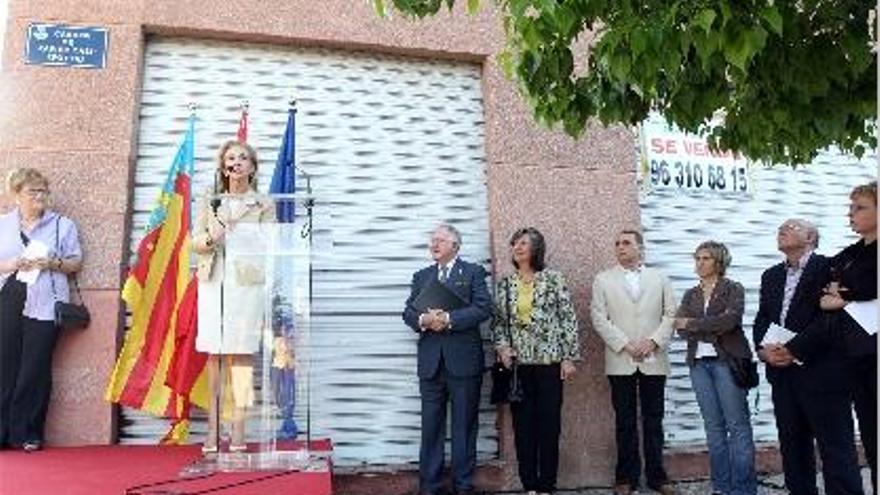 Beneyto, en el acto de rotulación de la calle dedicada a Xavier Casp.