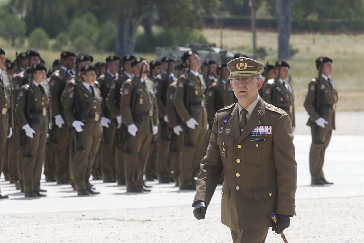 Fotogalería / El general Aroldo Lázaro toma posesión de la Brigada Guzmán el Bueno X