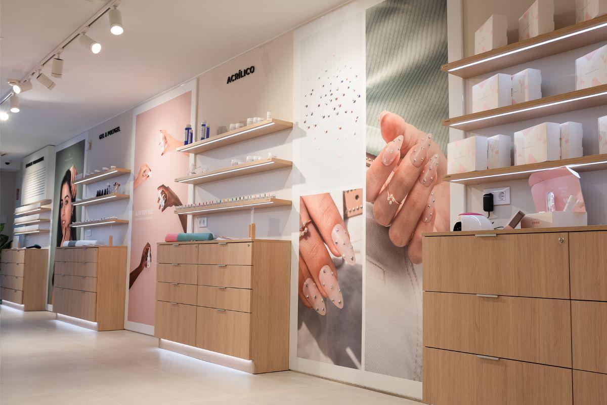 A Manicura24 trobaràs tot el que necessitis per lluir unes ungles boniques