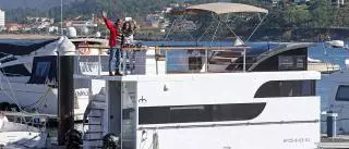 El primer barco-apartamento turístico de Galicia se estrena en Baiona