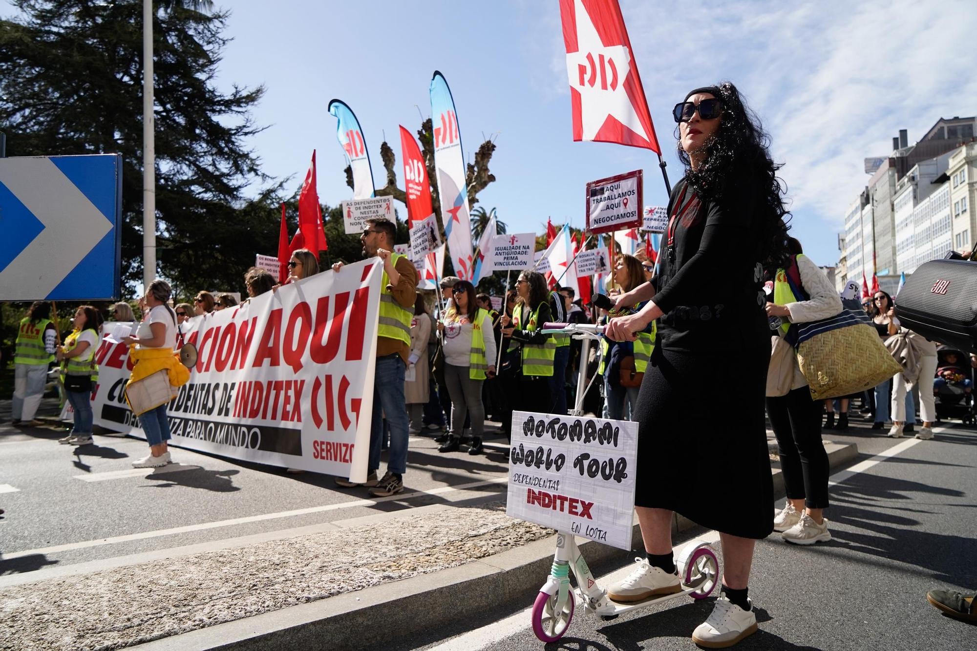 Más de 600 trabajadores de tiendas de Inditex protestan en A Coruña para exigir mejoras