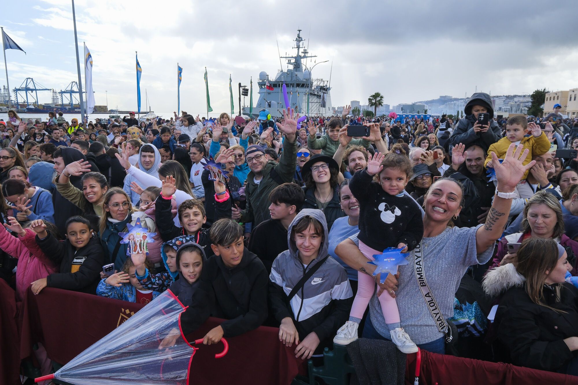Llegada de los Reyes Magos, en la Base Naval 