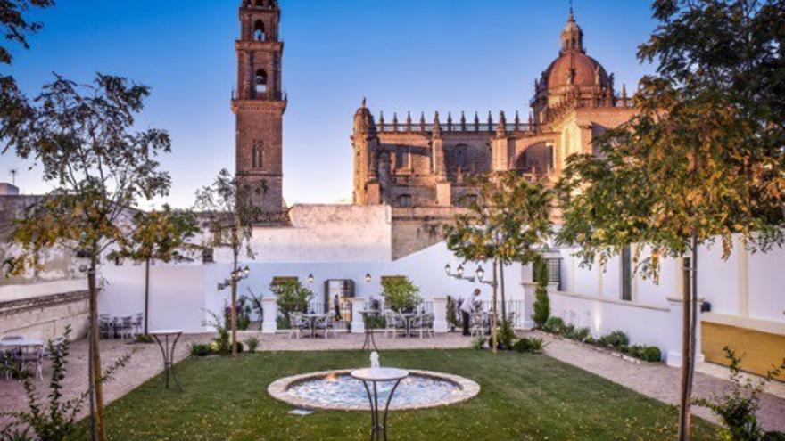 Archivo - Bodegas Tío Pepe de González Byass en Jerez.