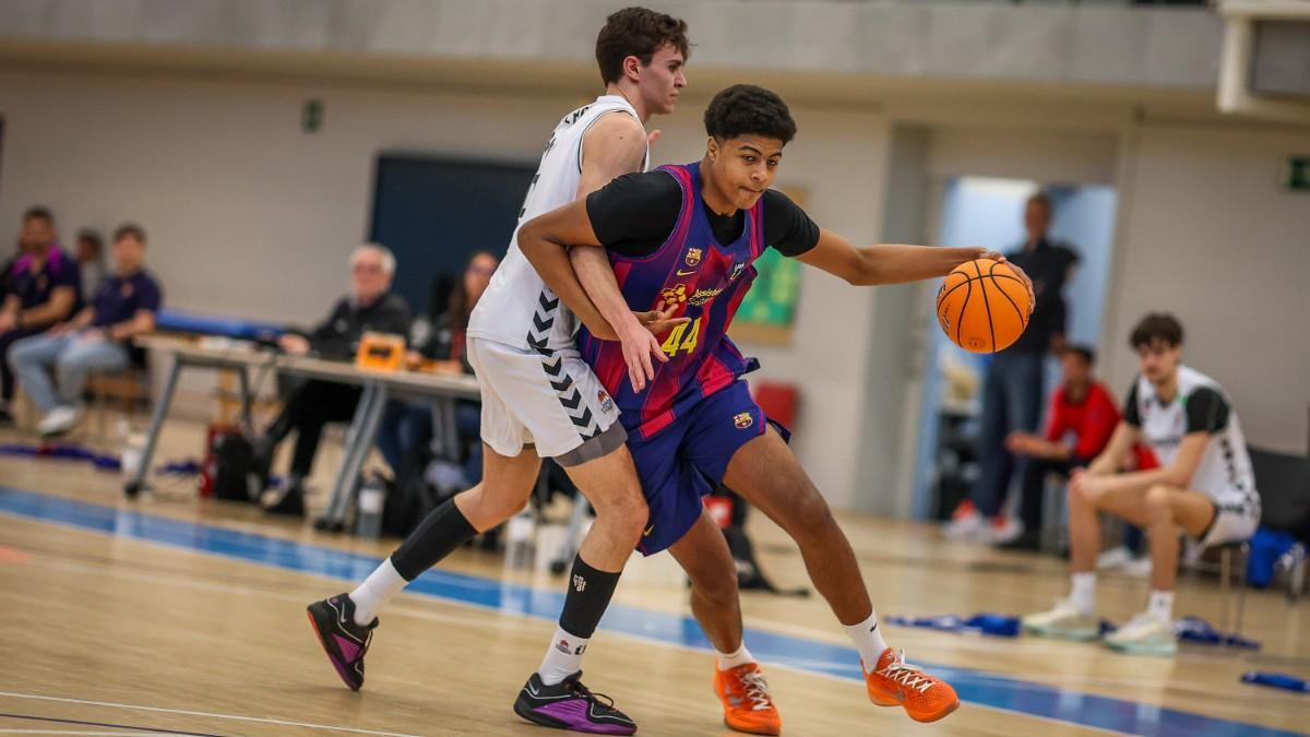 Joaquim Boumtje Boumtje se fue hasta los 22 puntos en la victoria del Barça ante San Pablo Burgos