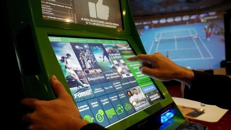 IU propone subir los impuestos a las casas de apuestas y salas de juego