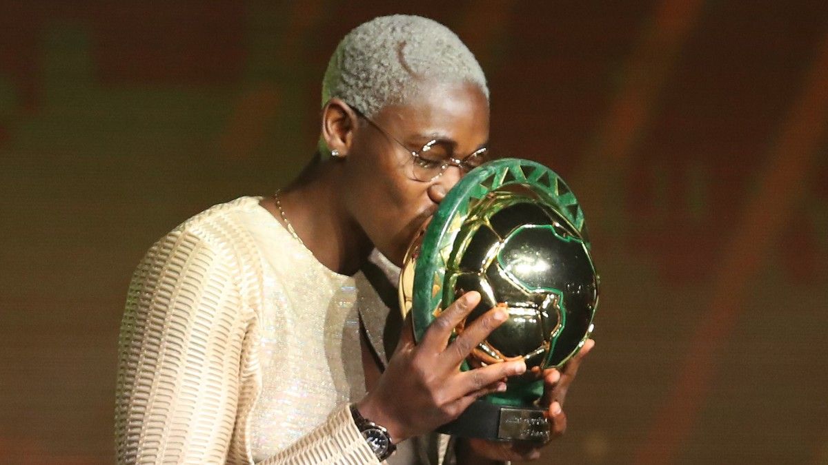 Oshoala gana el Balón de Oro africano