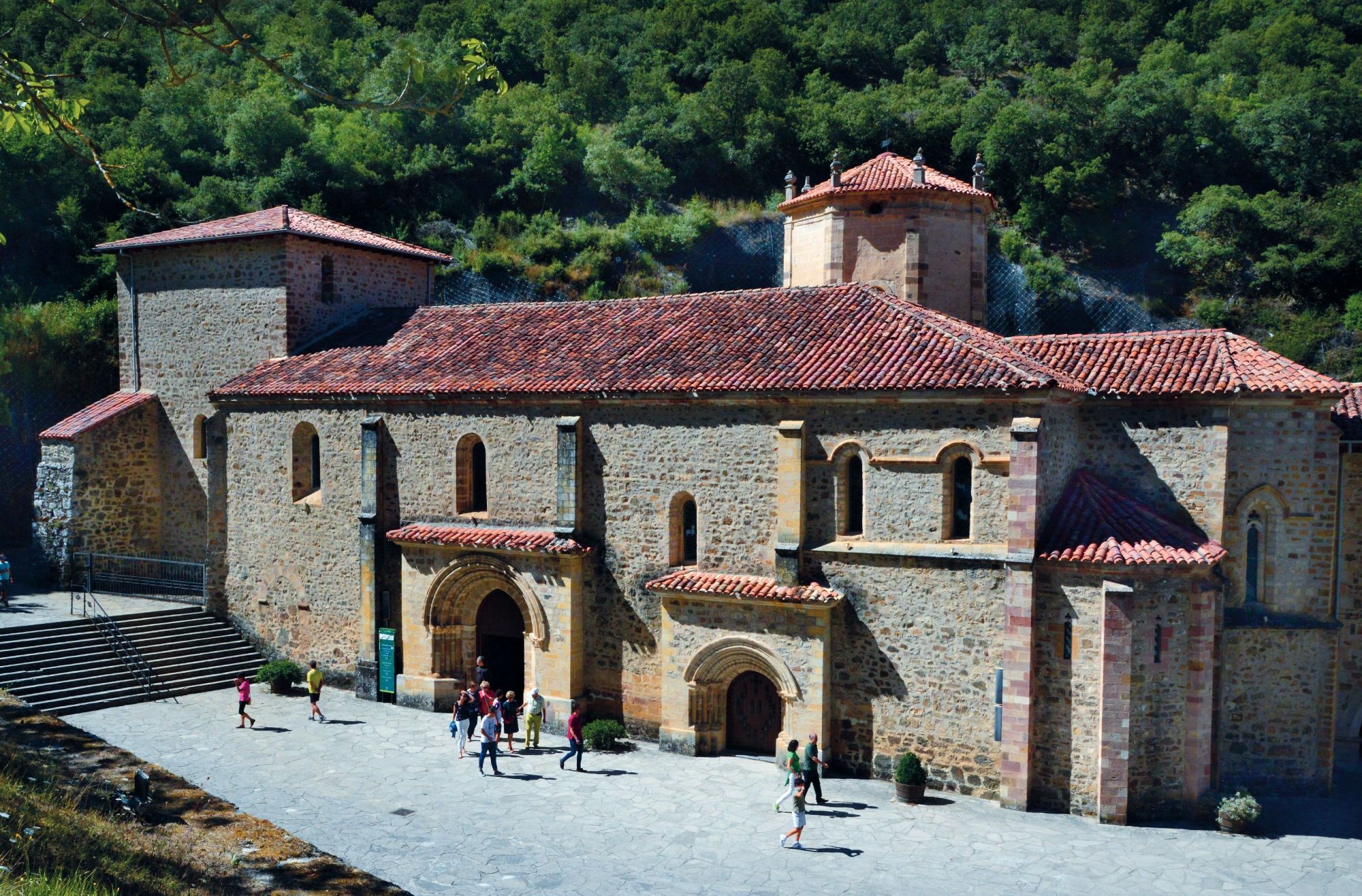Monasterio de Santo Toribio de Liébana, Cantabria.
