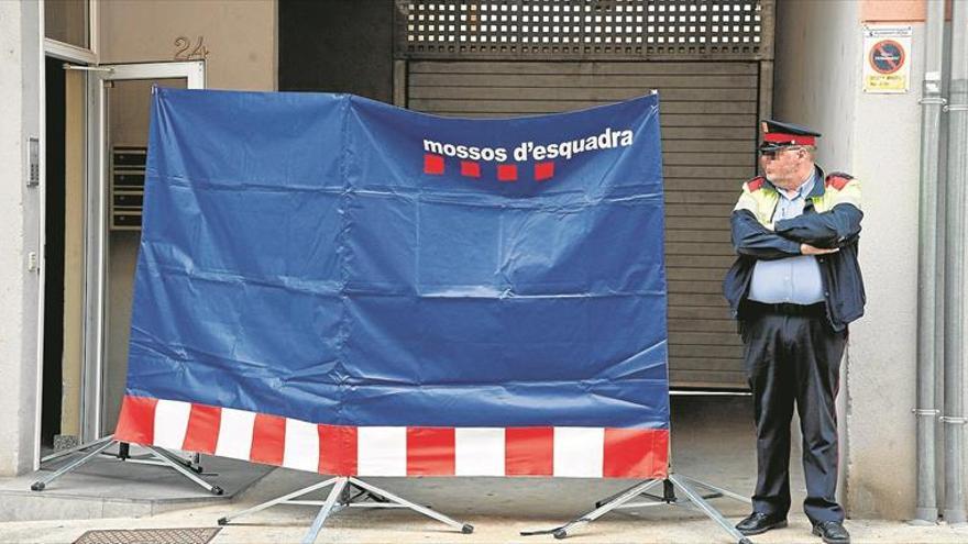 Detenido un policía nacional por el asesinato de su pareja en Olot