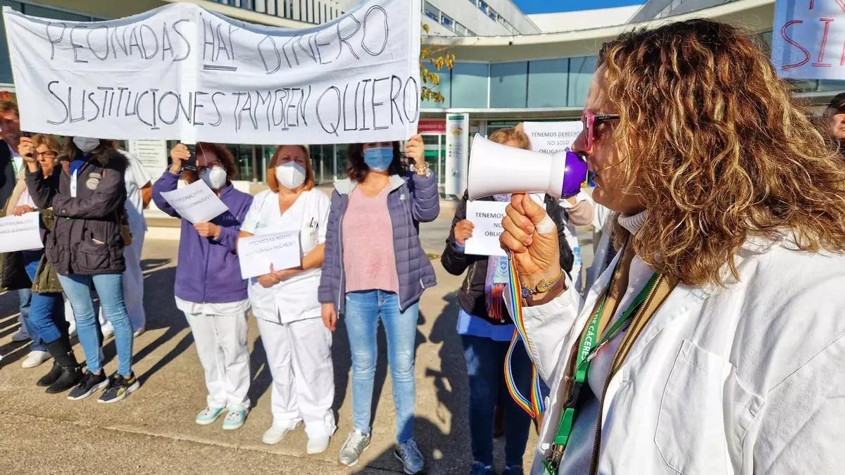 Protesta anterior del personal de Enfermería en el Hospital Universitario de Cáceres.