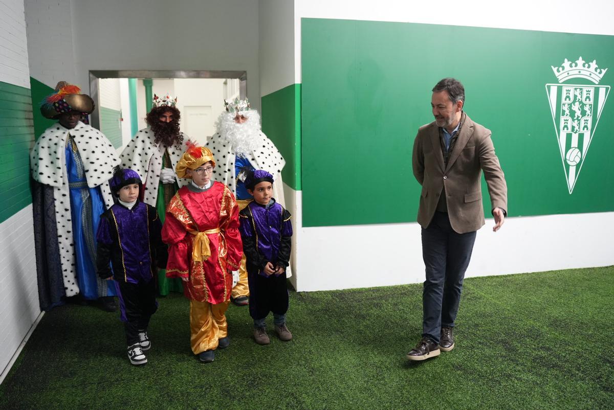 La recepción de Los Reyes Magos en El Arcángel, en imágenes