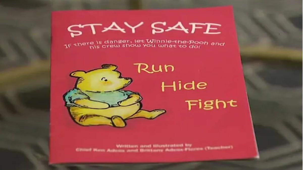 Un cuento de Winnie the Pooh explica a niños de cuatro años qué hacer si hay un tiroteo