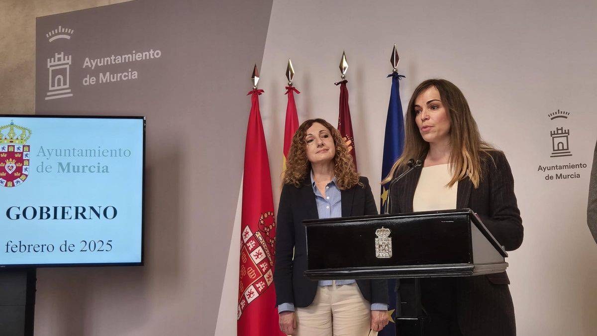 La vicealcaldesa y concejala de Fomento e Infraestructuras, Rebeca Pérez, tras la Junta de Gobierno de este viernes.