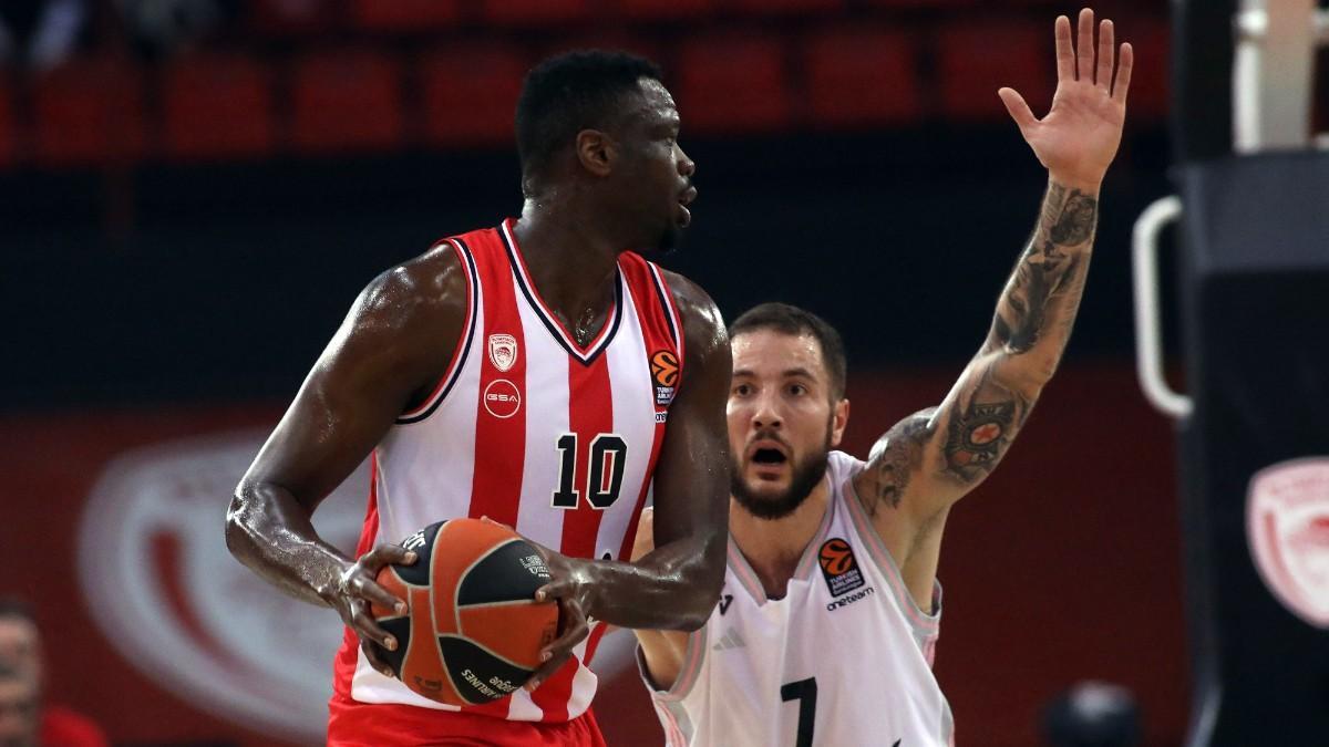 Moustapha Fall está jugando su mejor baloncesto desde que llegó a Olympiacos