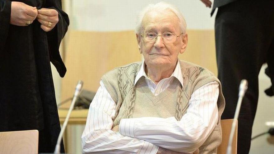 El contable de Auschwitz irá a prisión aunque tenga 96 años