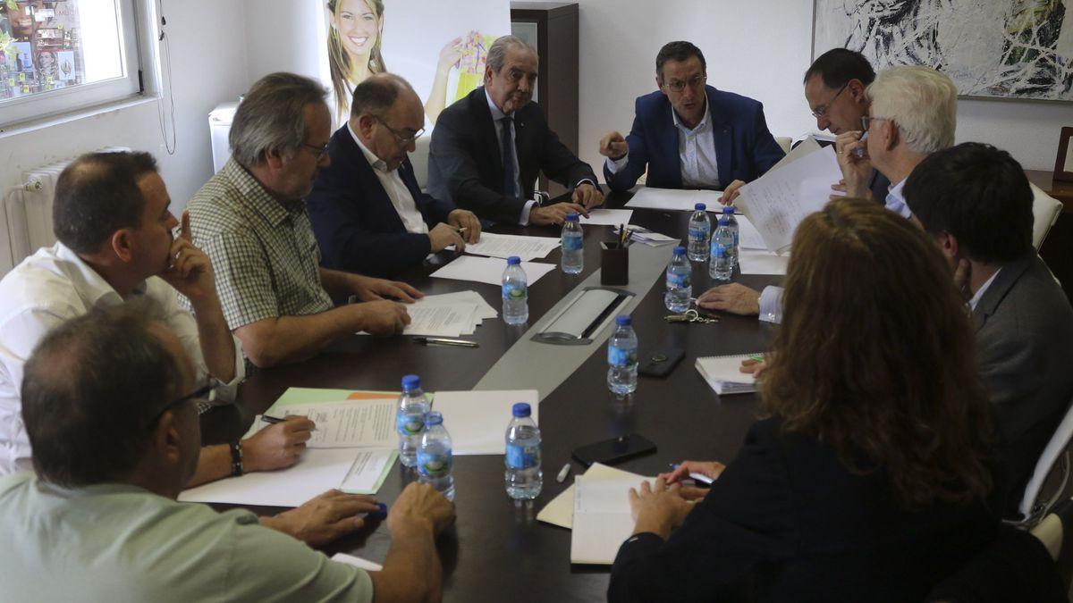 Reunión, previa a la pandemia, del Consejo General de Zamora 10.