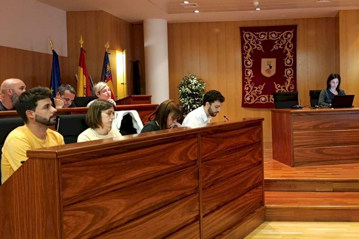 El concejal Quique Castelló, portavoz de Compromís per Almenara, durante un pleno.