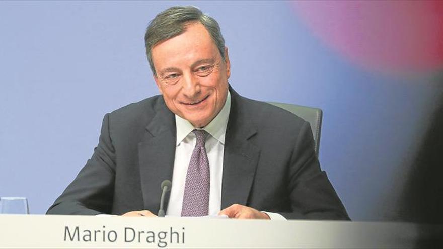 Draghi avisa del riesgo de guerra de divisas desde Estados Unidos