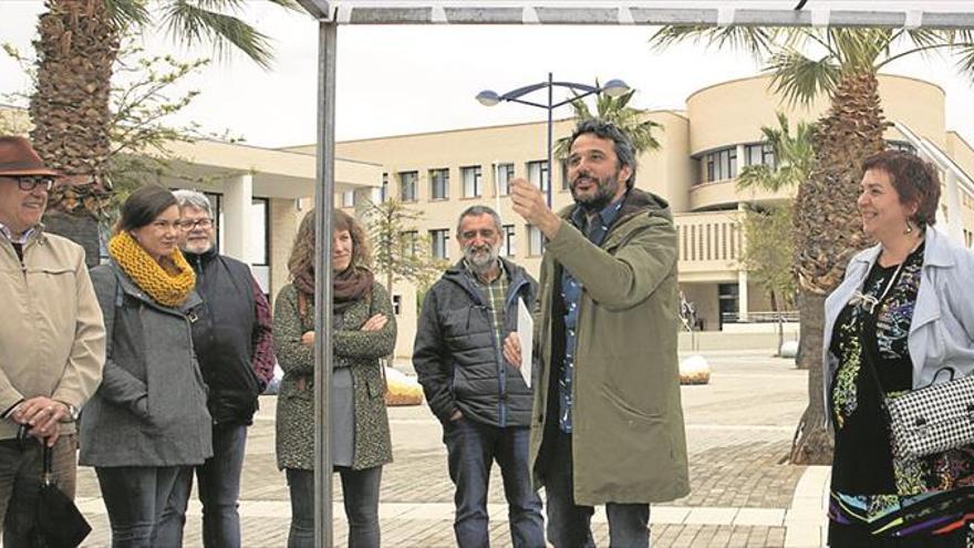 exposición sobre el uso de la cartografía