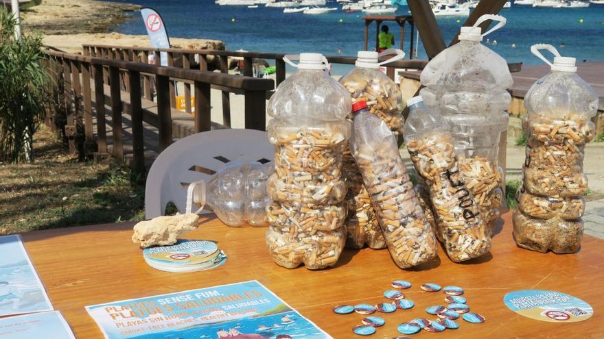 La prohibición de fumar se extiende a otra playa de Ibiza