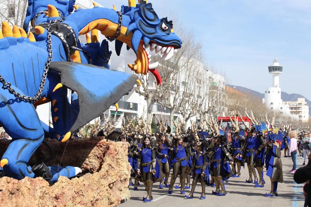 Llum i color al carnaval d''Empuriabrava i Castelló