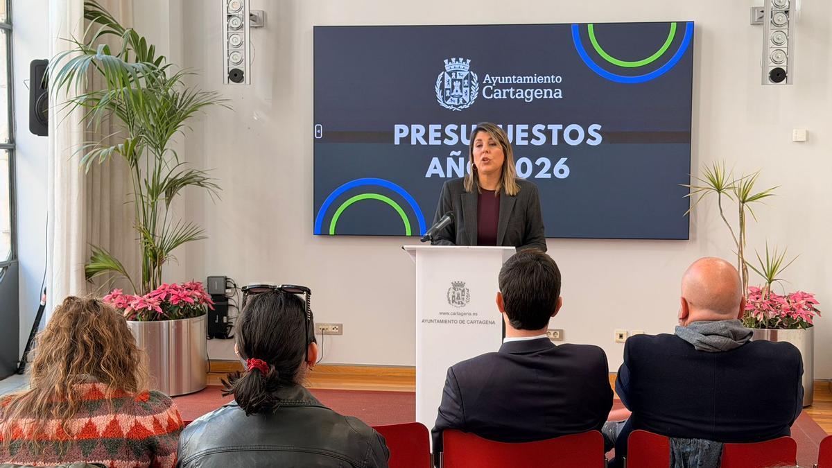 La alcaldesa, Noelia Arroyo, presenta los presupuestos del Ayuntamiento para 2026
