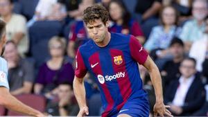 Marcos Alonso, ante el Celta